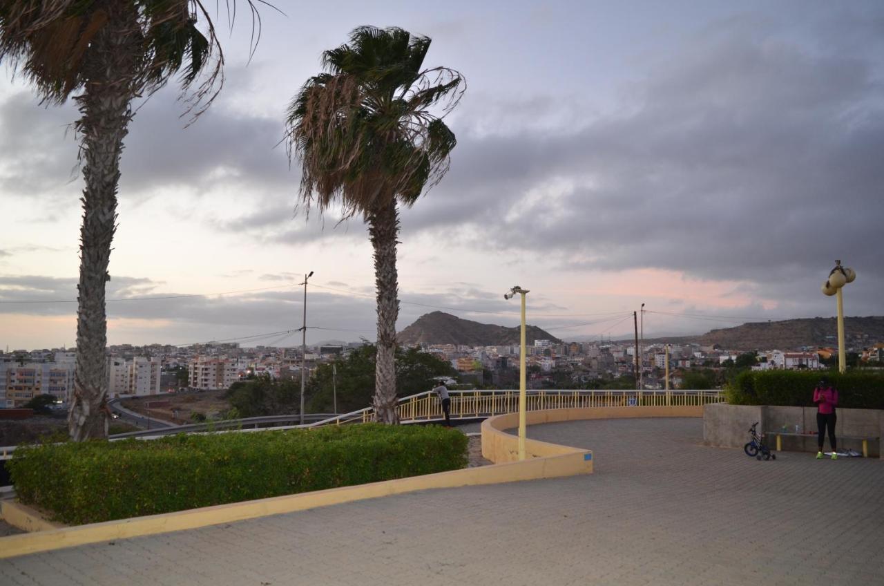 Apartamento Terra Branca プライア エクステリア 写真